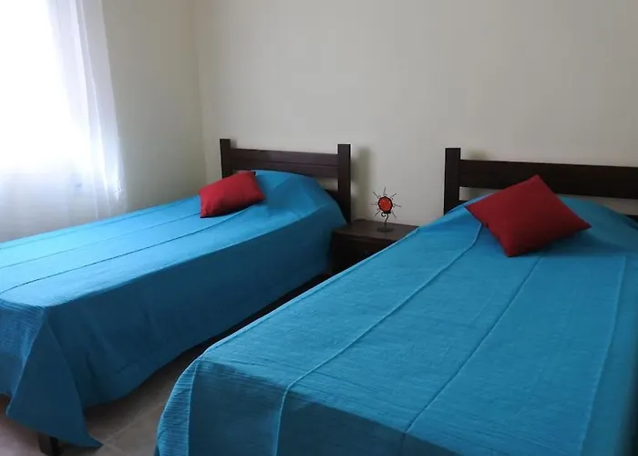 Apartment In The Center Of Carvoeiro With Terrace